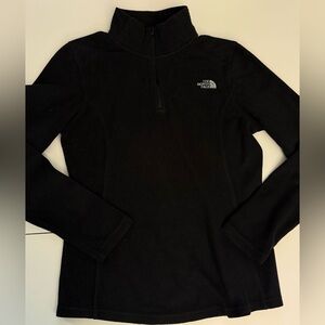 The North Face Women's Black Quarter-Zip Fleece Size XS